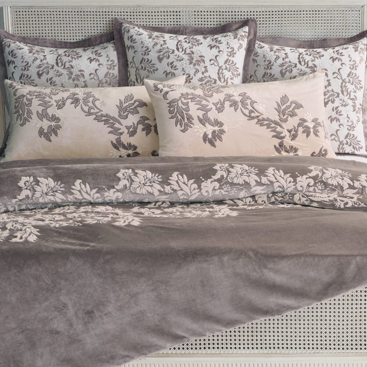 Airedale Embroidered Bedding Collection - Image 3