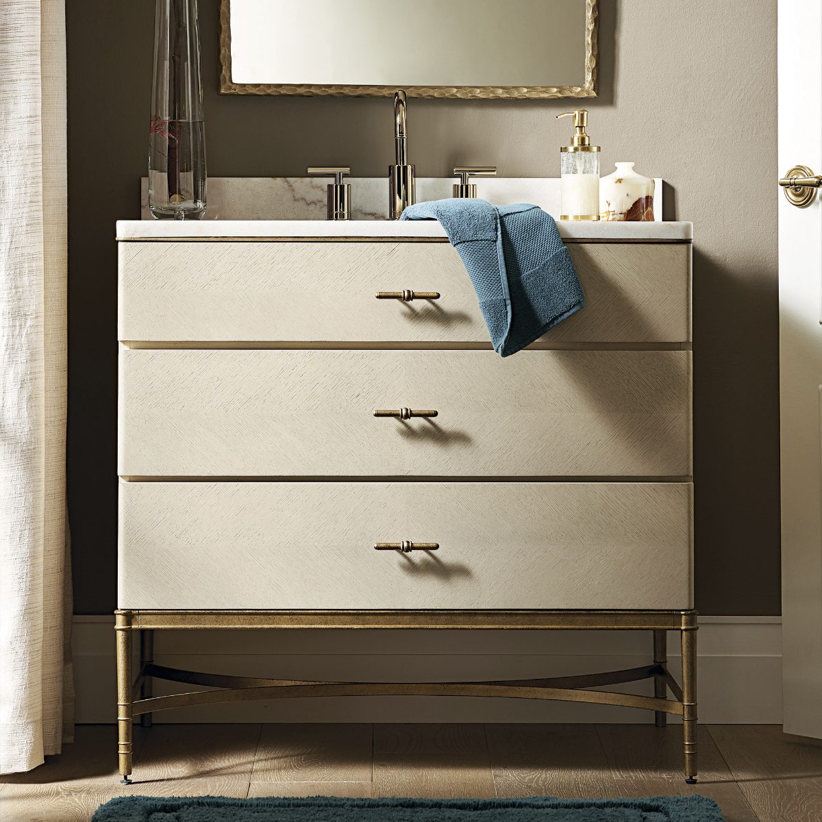 Alternative view of Angelina 36" Single Bath Vanity