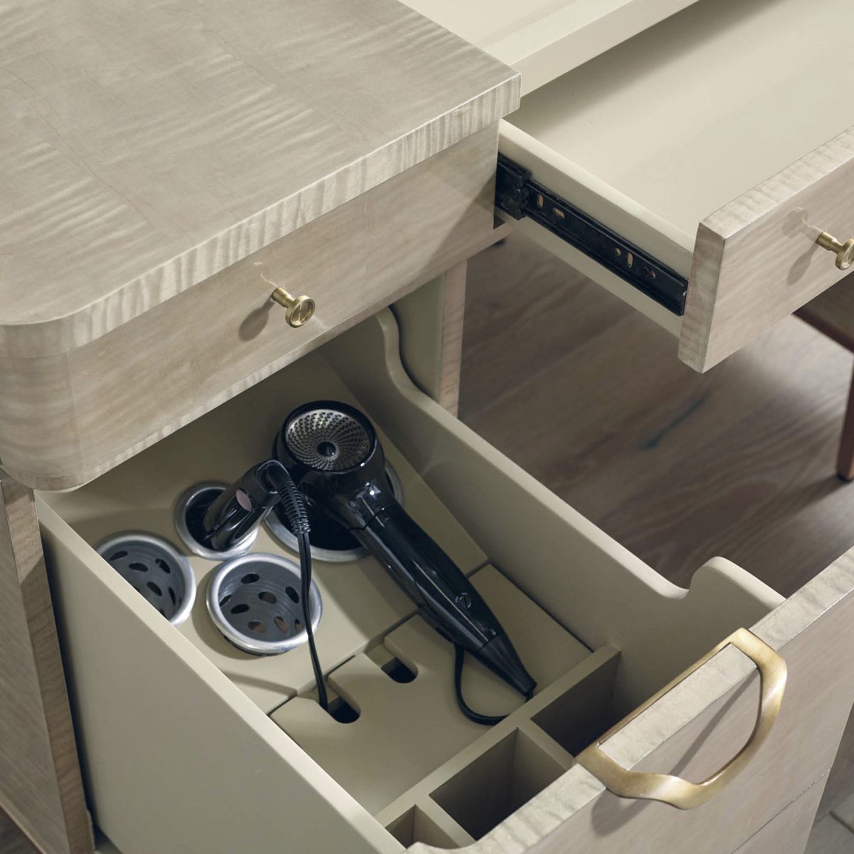Alternative view of Kamila Ultimate Vanity