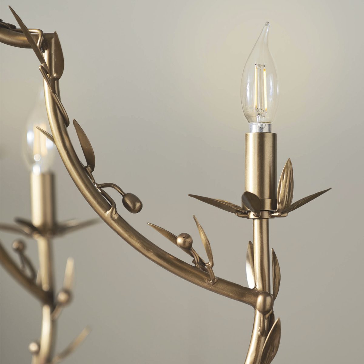 Kehlani Grande Chandelier - Image 4