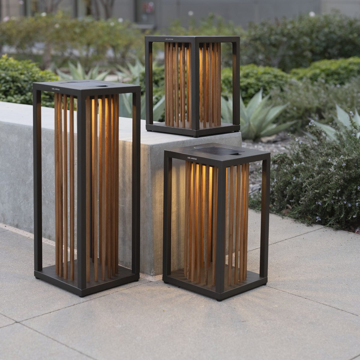 Alternative view of Ashton Solar Lantern