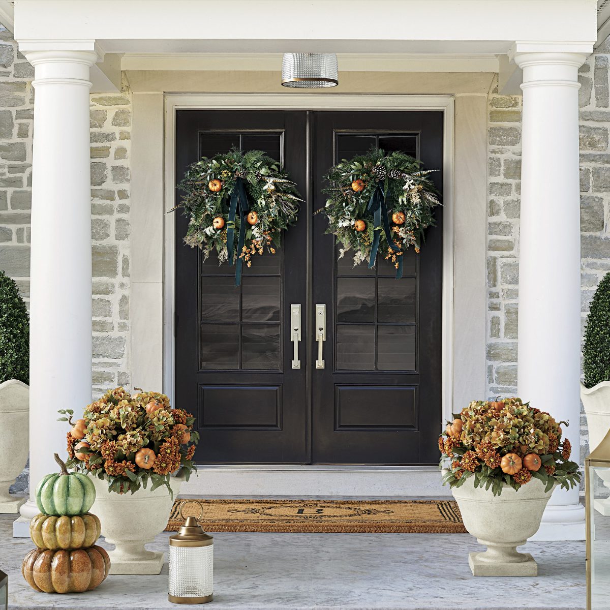 Autumn's Embrace Wreath - Image 3