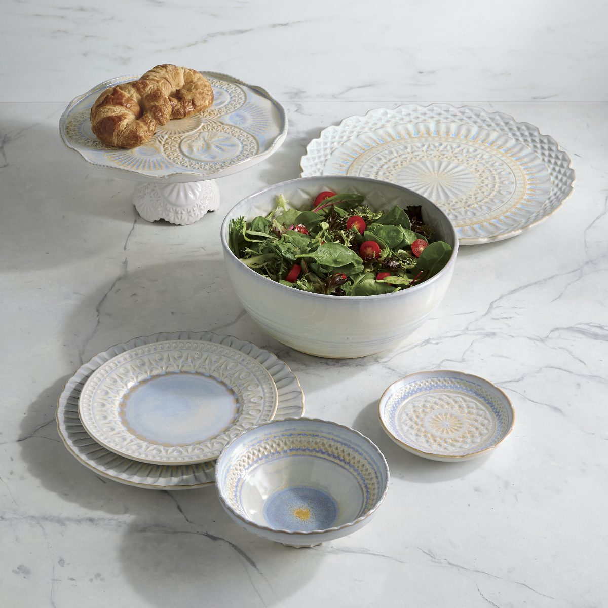 Cristal Dinnerware Collection