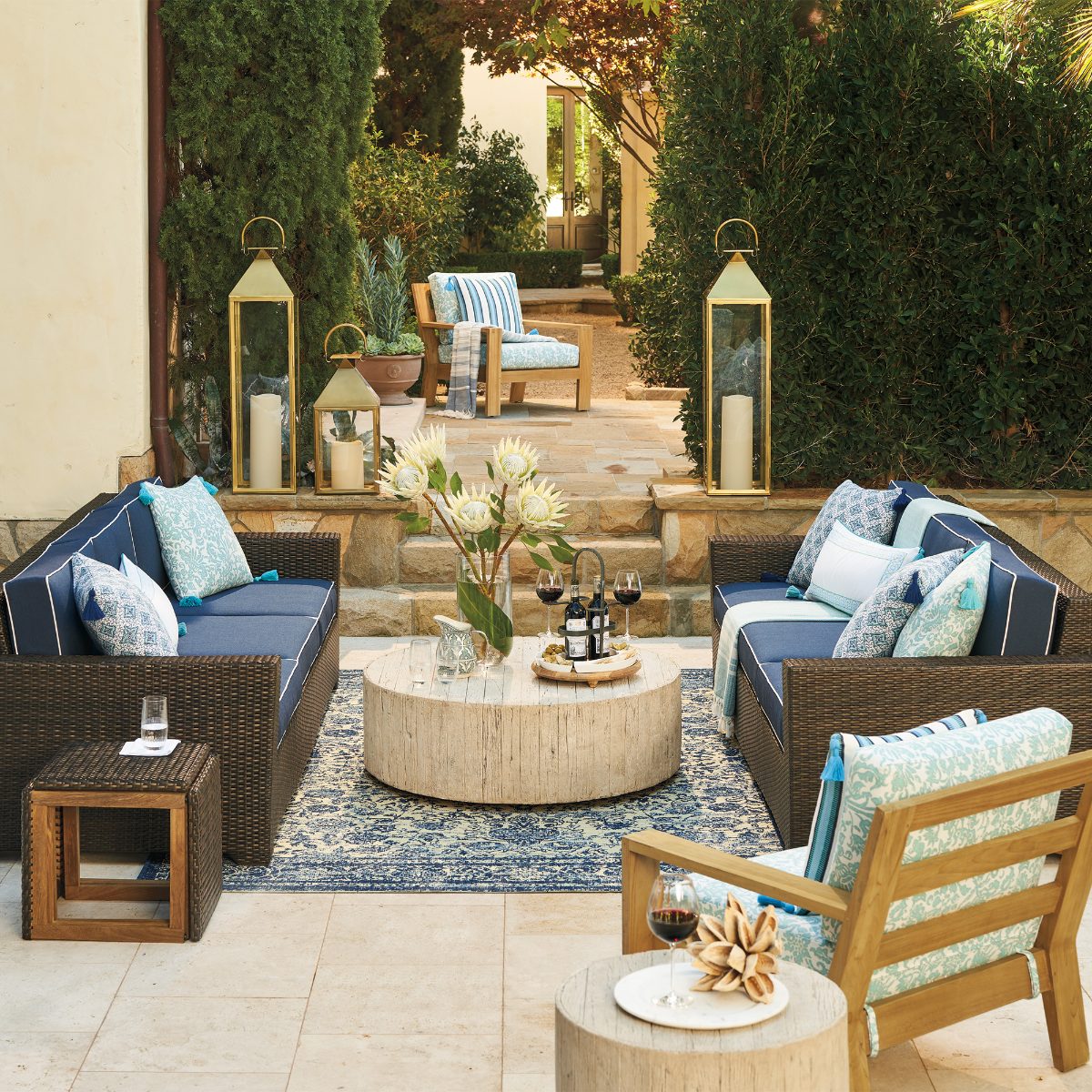 Alternative view of Small Palermo Sofa with Cushions in Bronze Wicker