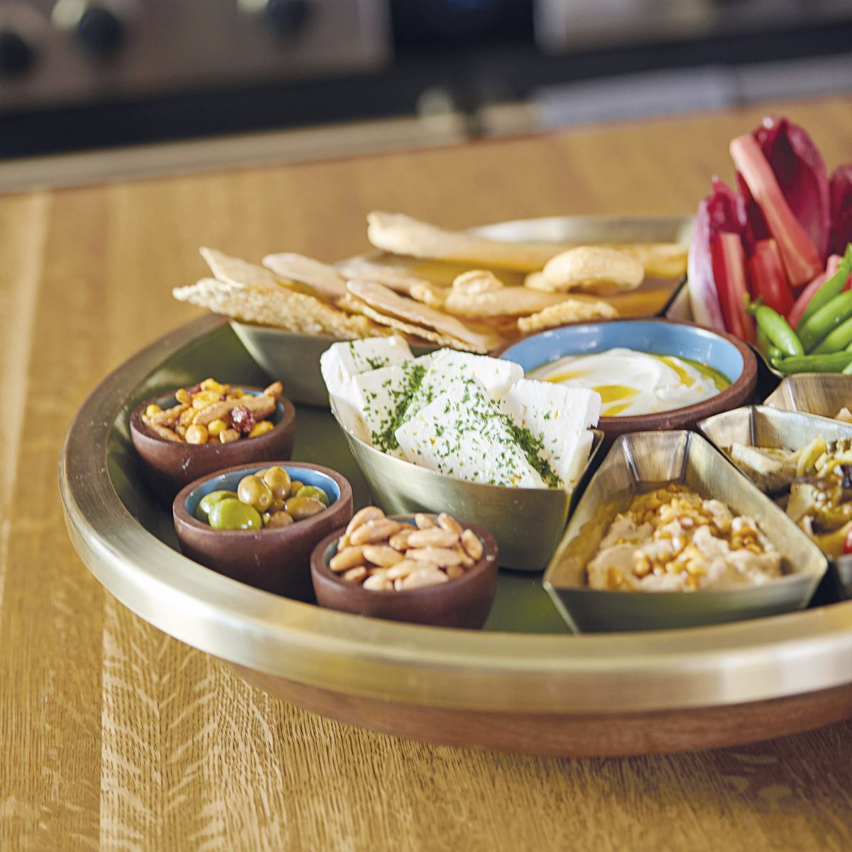 Chef Symon Lazy Susan with Snack Servers - Image 5