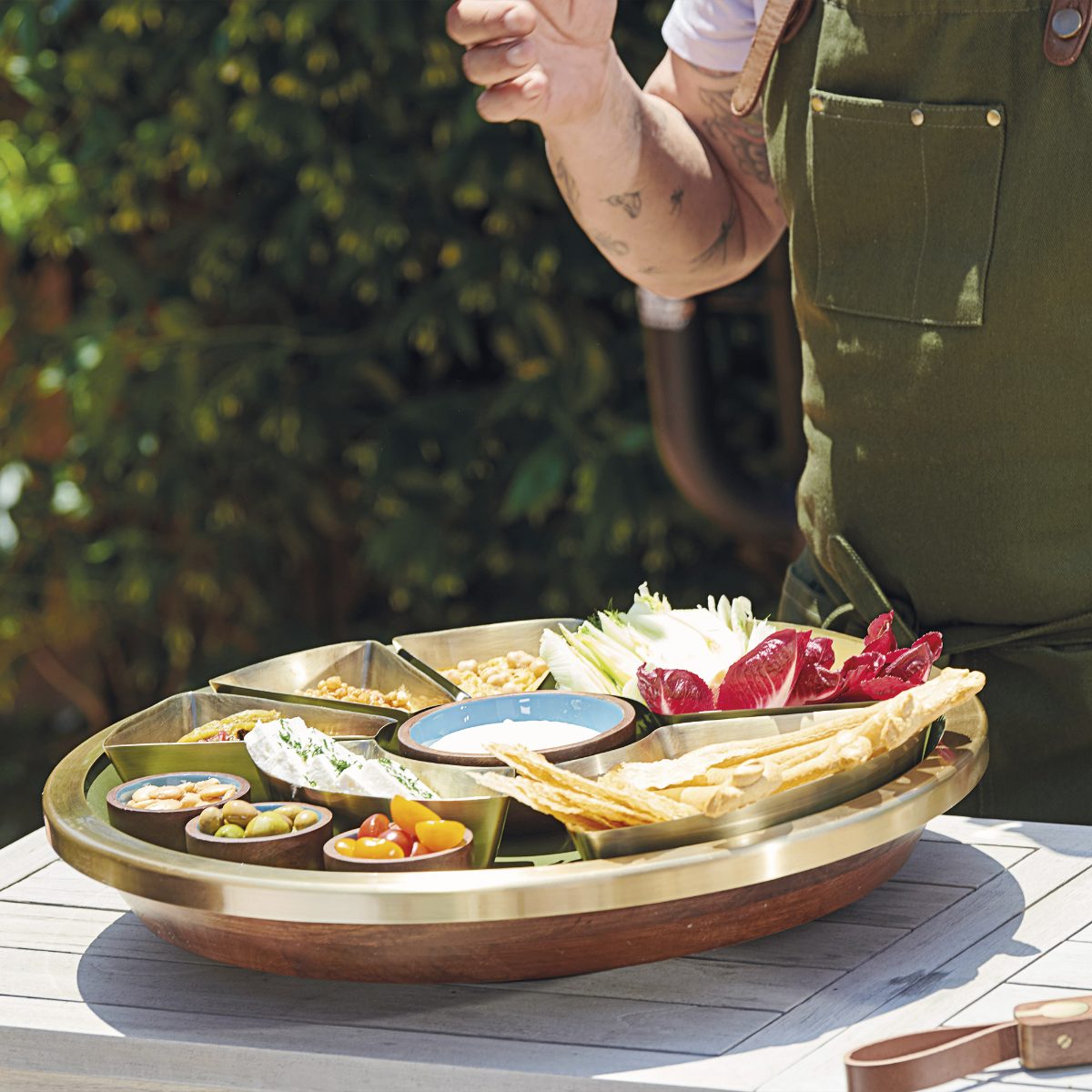 Chef Symon Lazy Susan with Snack Servers - Image 6