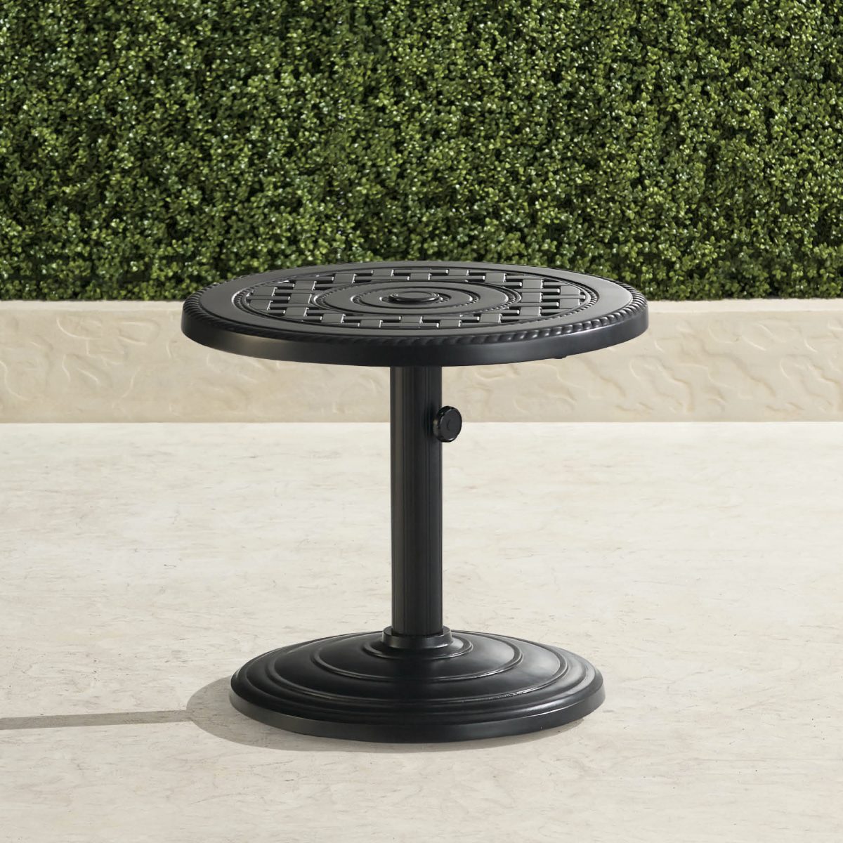 Carlisle Cast Umbrella Table