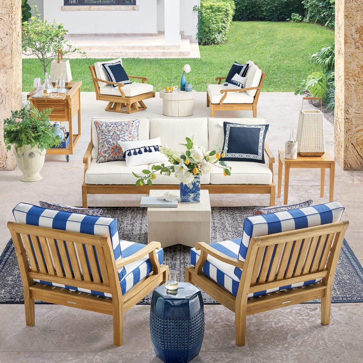 Cassara 4-pc. Swivel Lounge Chair with Cushions in Natural Teak - Image 4