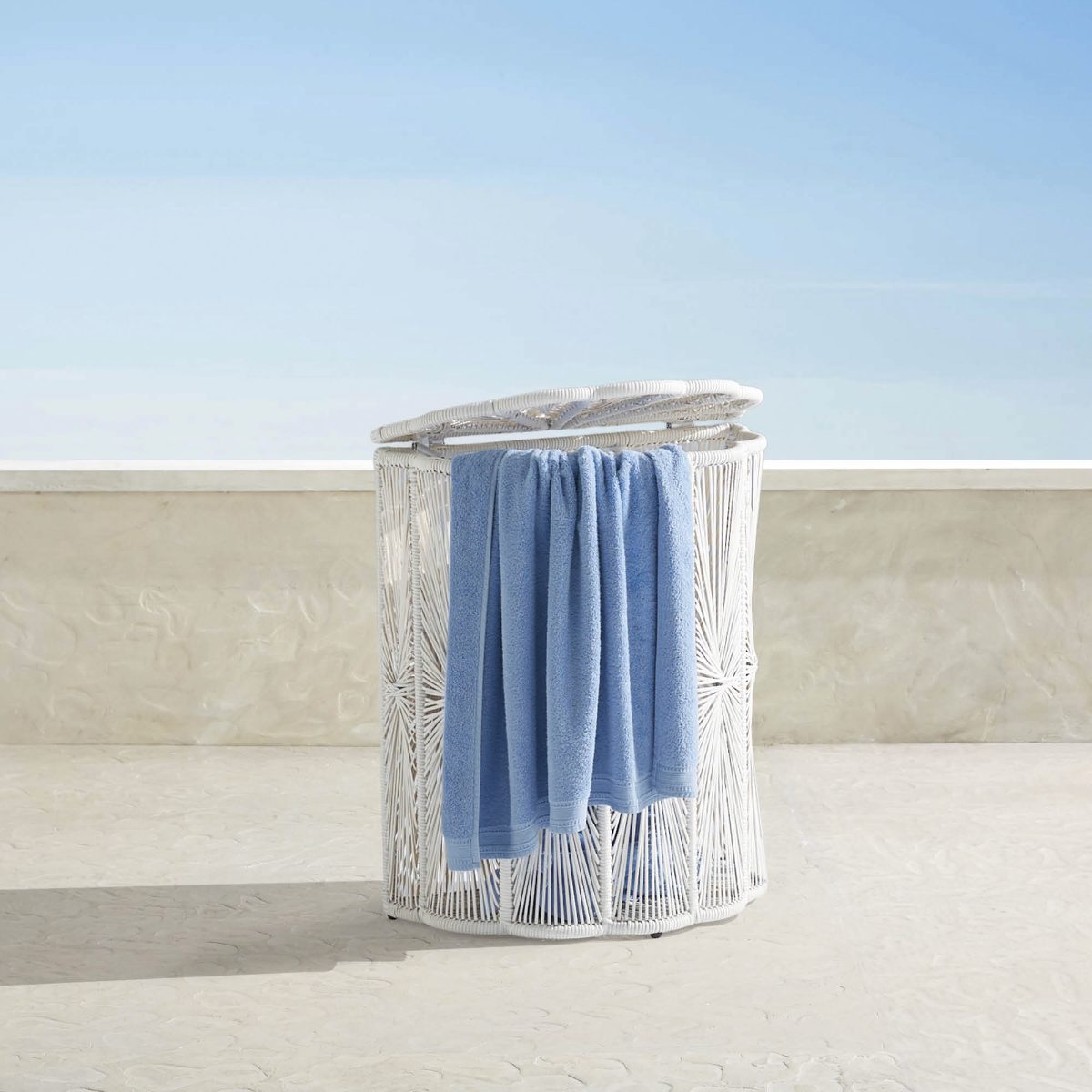 Costa Pool Hamper