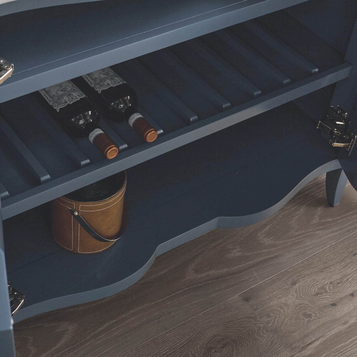 Fiore Sideboard - Image 4