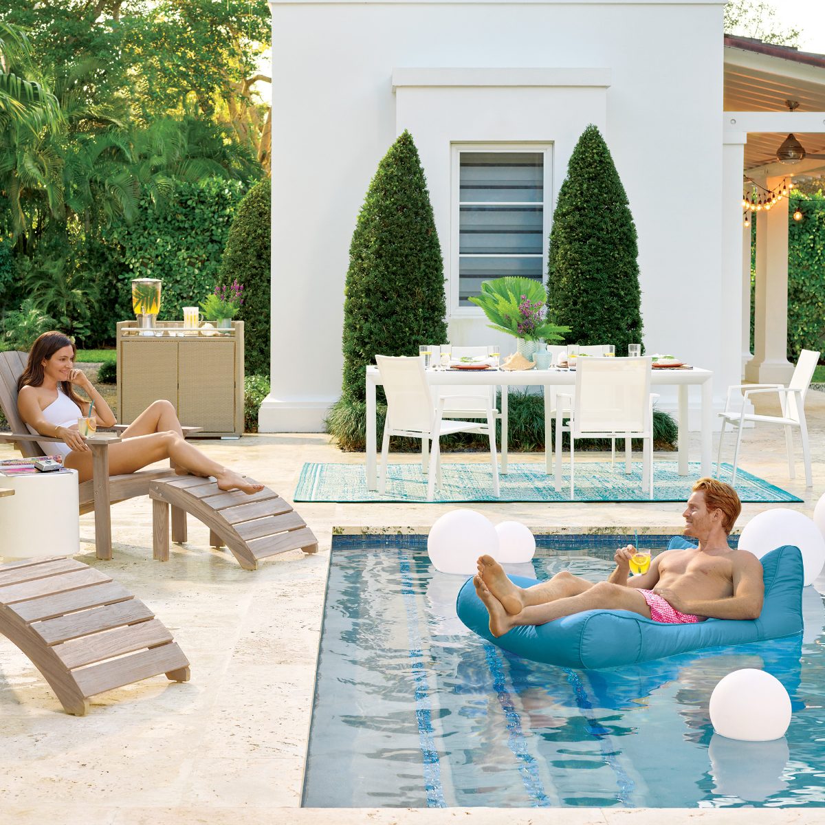 Alternative view of Drift Chaise Float