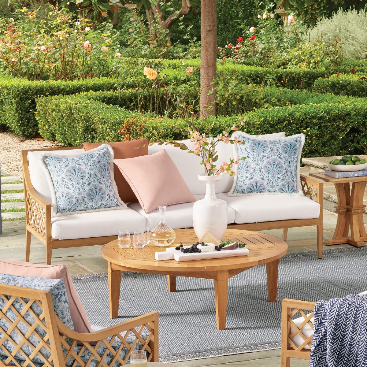Solid Indoor/Outdoor Pillow - Image 3