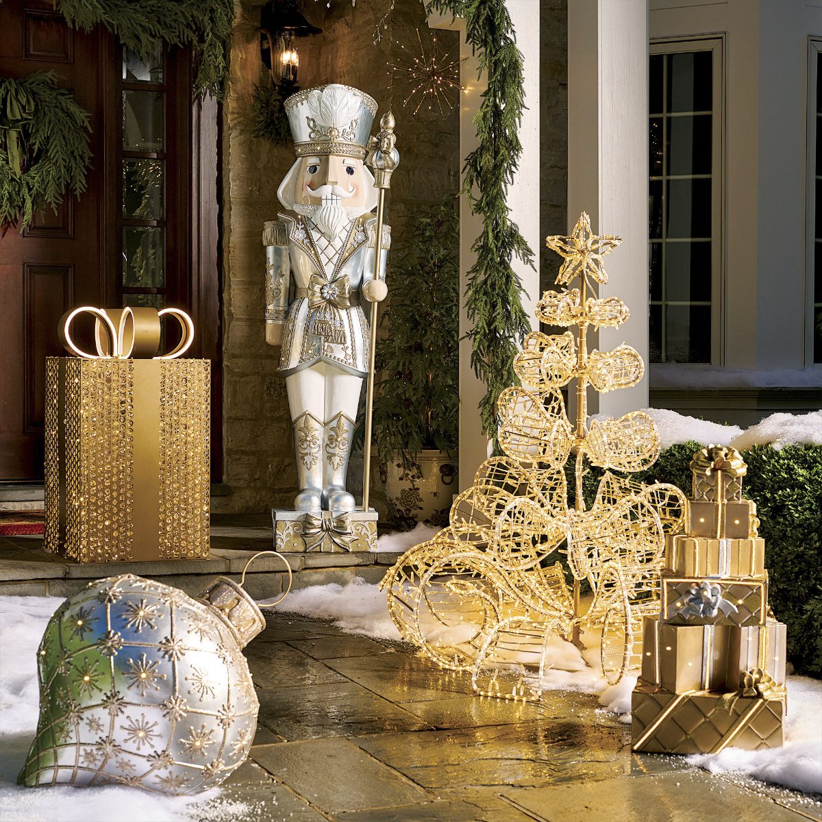 6 ft. LED Gilded Nutcracker Guard - Image 3
