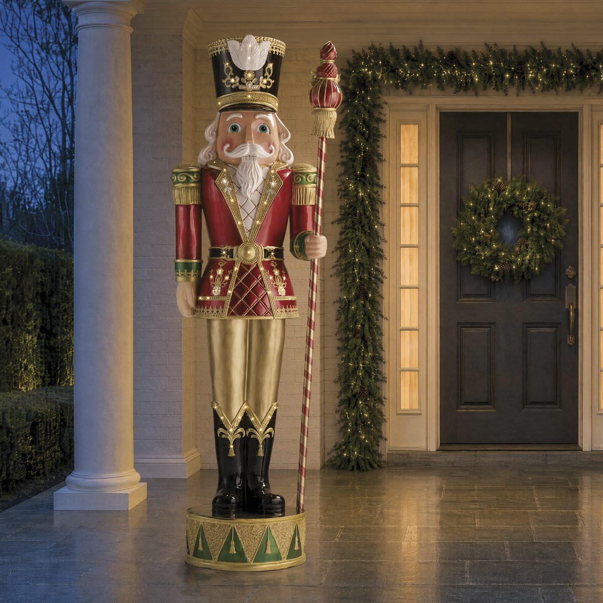 9 ft. LED Giant Nutcrackers