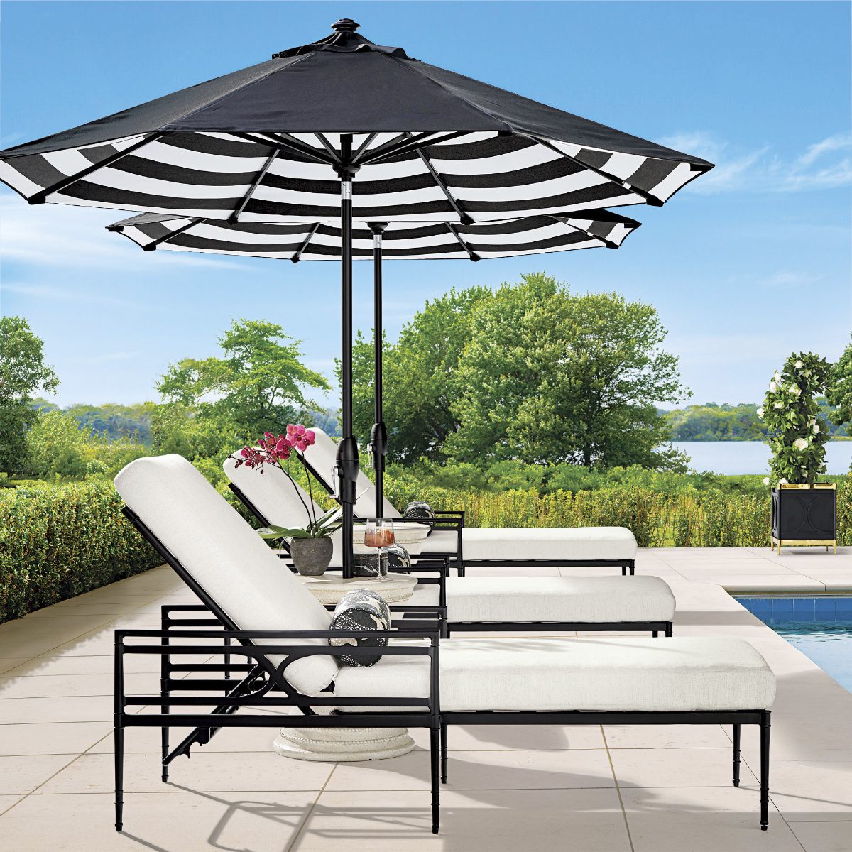 Alternative view of 9' Reverse Stripe Umbrella