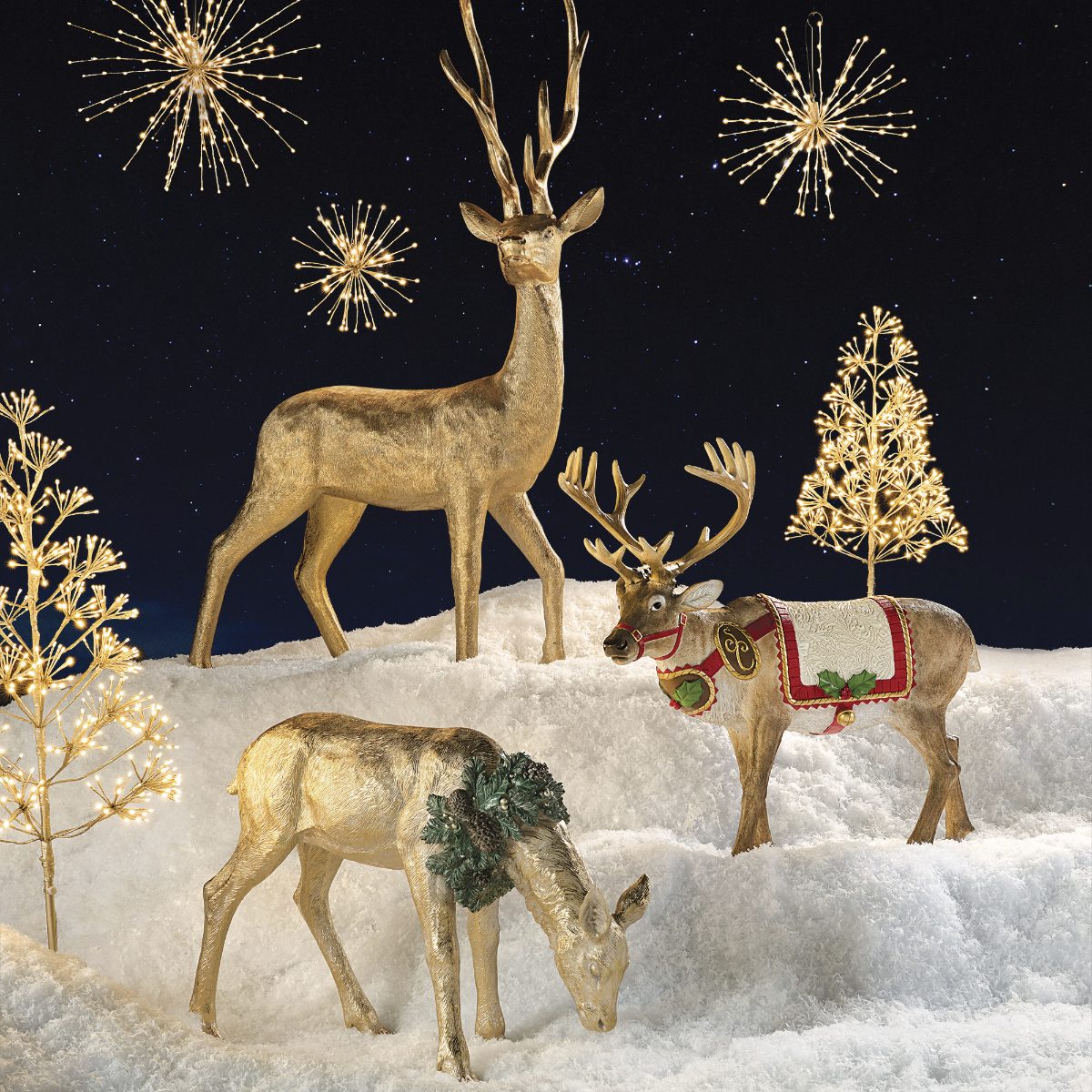 Alternative view of Dashing Wreath Reindeer