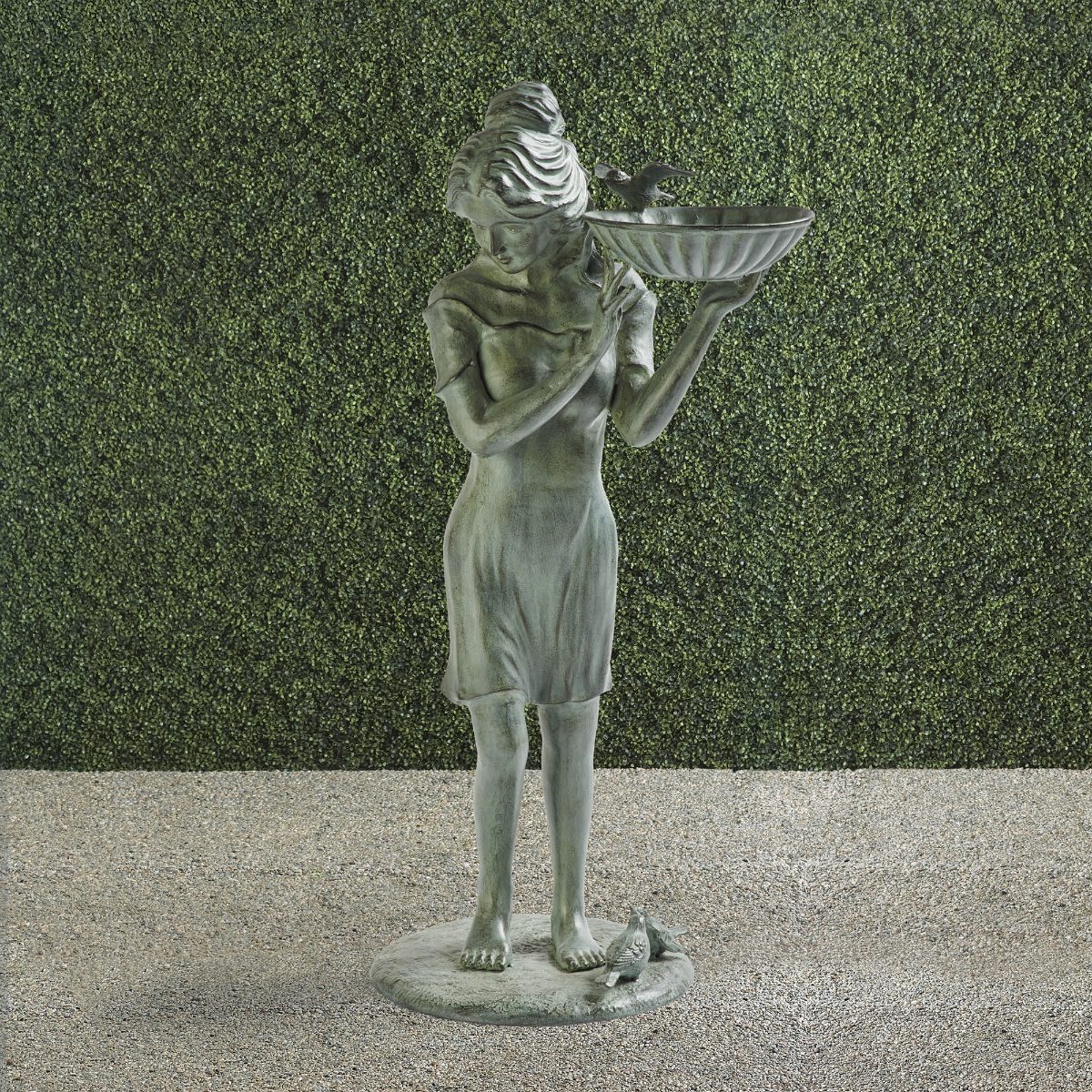 Ana Spring Birdbath