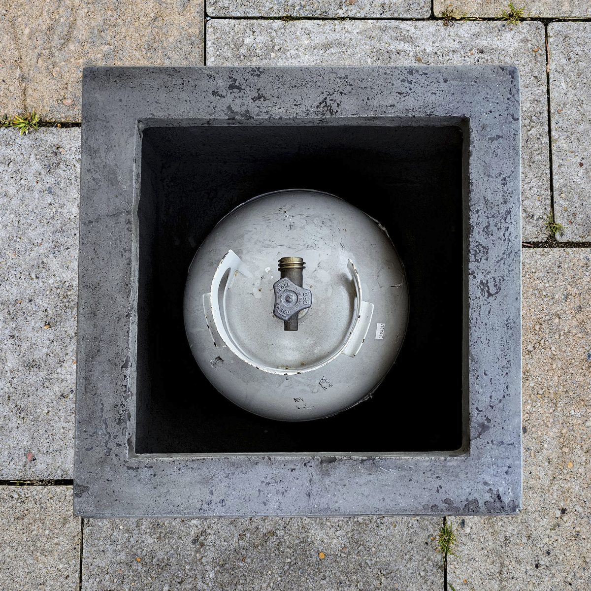 Aliso Fire Table Tank Holder - Image 3
