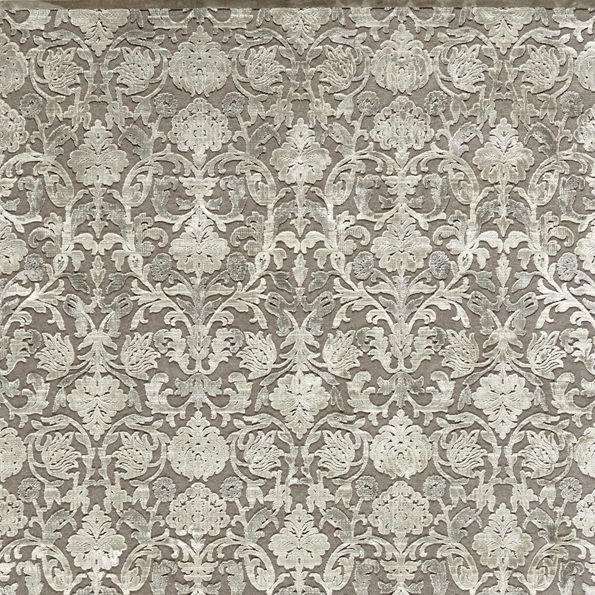 Alloria High-Low Area Rug