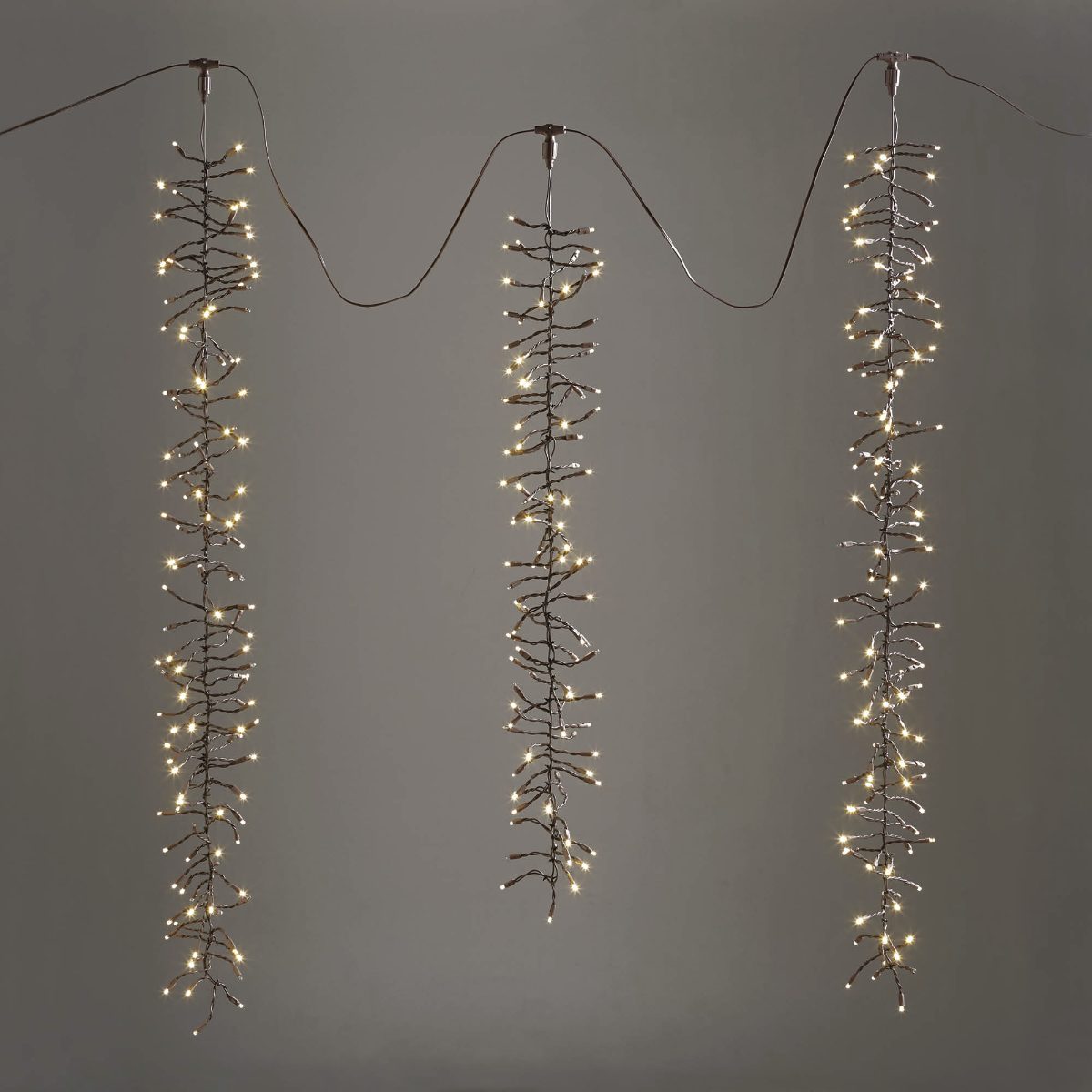 Shimmering Meteor Light Strand